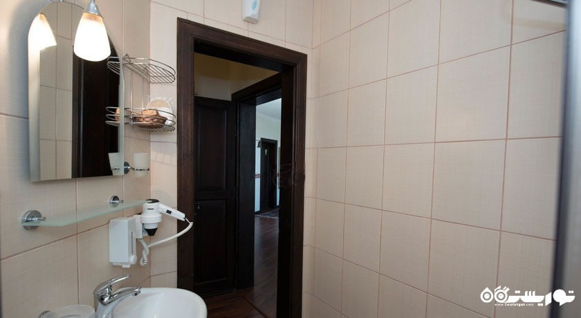 حمام و سرویس بهداشتی اتاق ها